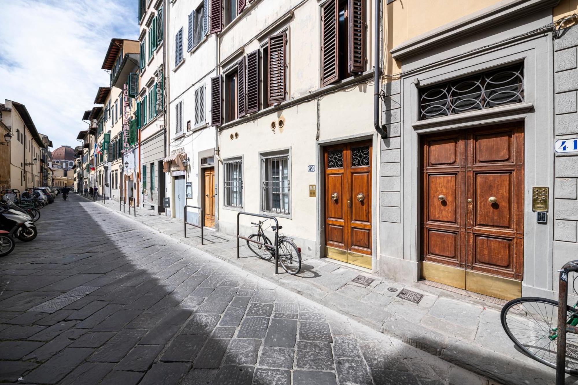 Santa Reparata Apartment - Centro Storico Florence Luaran gambar